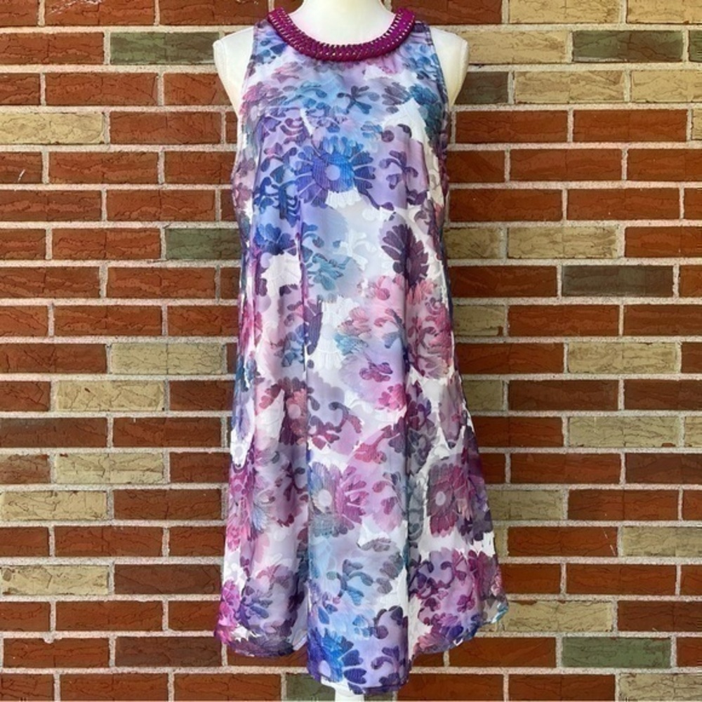 Belle Badgley Mischka Embellished Grosgrain Ribbon White Floral Shift Dress 👗